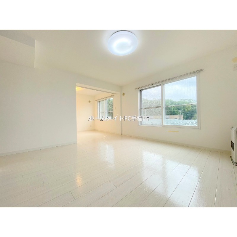 その他部屋・スペース　明るい洋室♪