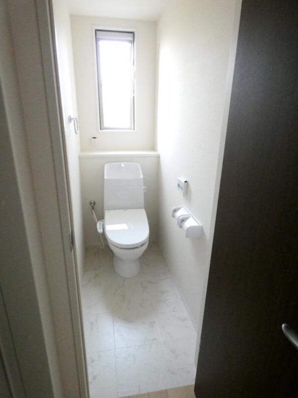 トイレ　図面と現状に相違がある場合には現状を優先