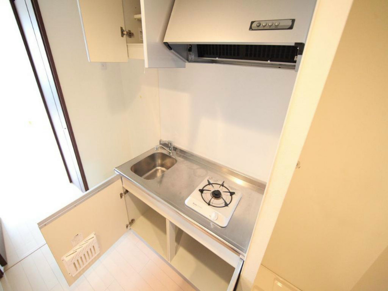 キッチン　キッチン（ガスコンロ1口）調理スペースあり
