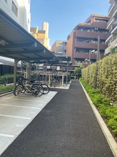 駐車場　駐輪場
