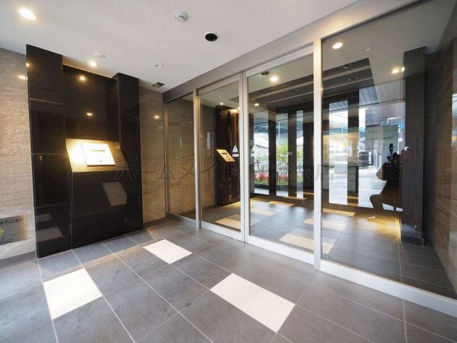 エントランス　プレサンス大阪城公園ネクサス