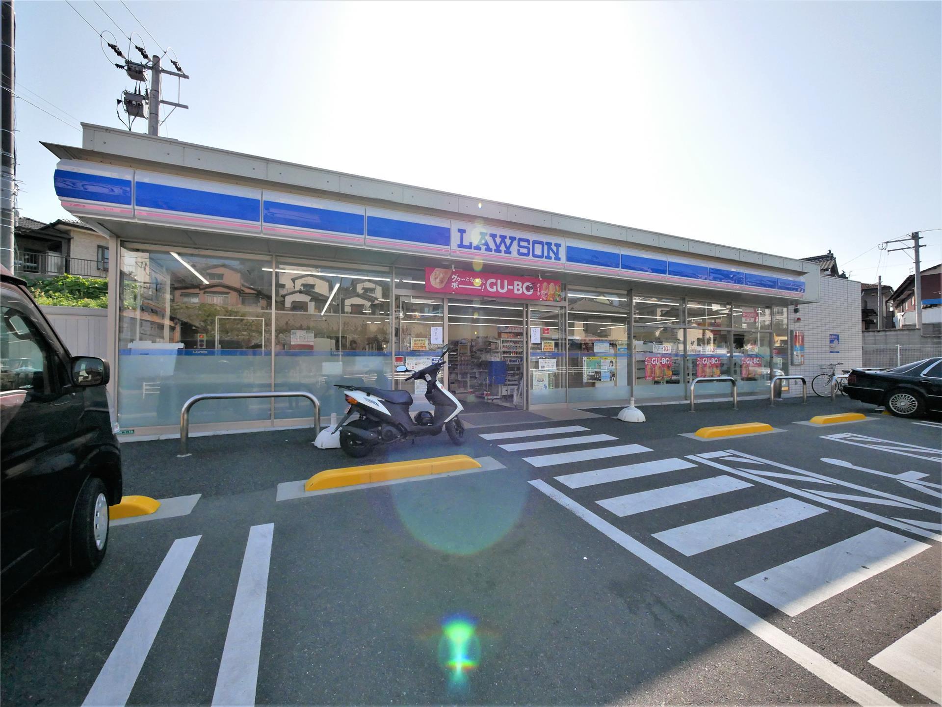 コンビニ　ローソン小倉石田町店（コンビニ）まで450m