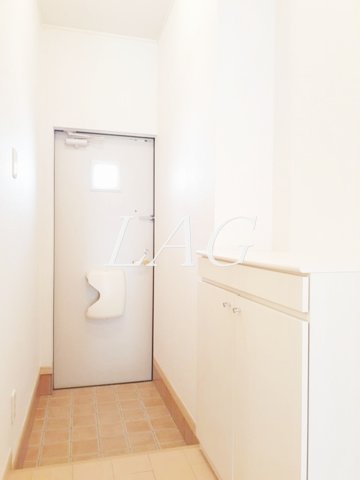 玄関　玄関です。