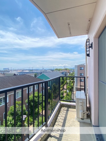 コンビニ　セブンイレブン（コンビニ）まで807m