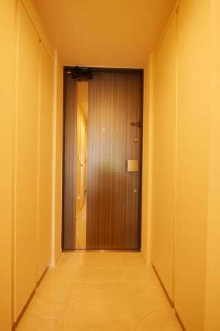 玄関　Brillia istの玄関