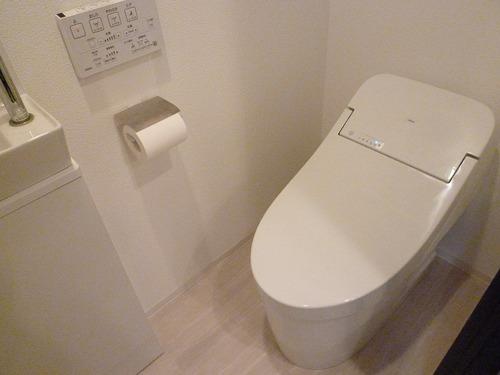 トイレ　トイレ：タンクレストイレ     （2026年2月撮影）