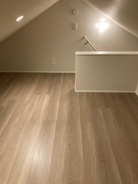 ロビー　■小屋裏収納