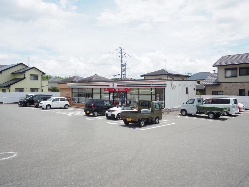 コンビニ　セブンイレブン（コンビニ）まで160m