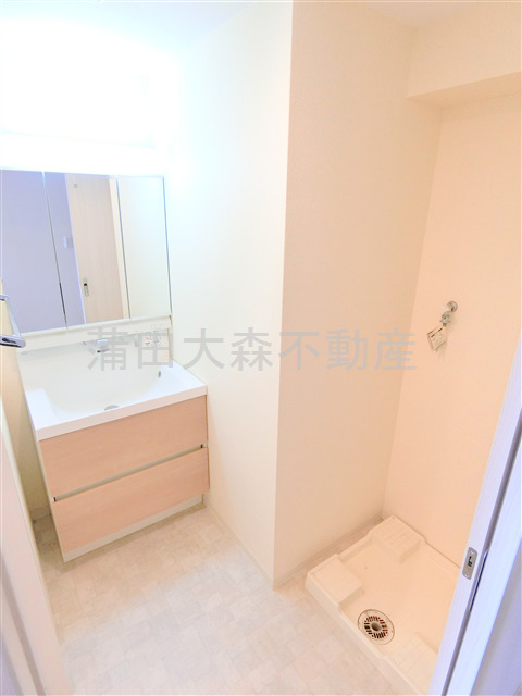 洗面設備　独立洗面台　洗面脱衣所　洗濯機置き場