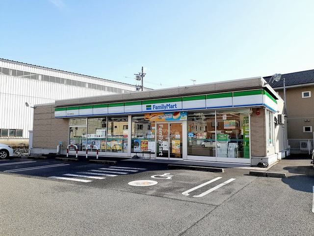 コンビニ　ファミリーマート野々市野代店（コンビニ）まで134m