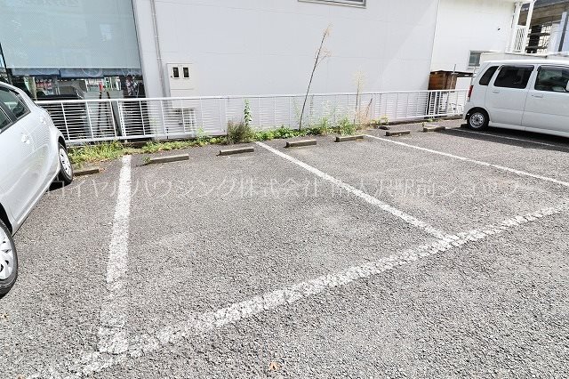 駐車場　☆敷地内駐車場☆