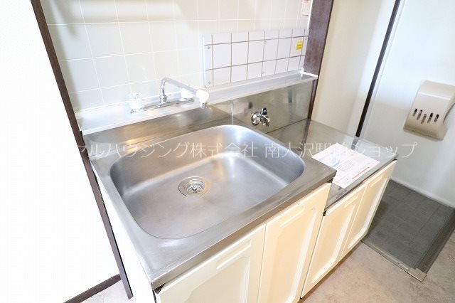 キッチン　☆2口コンロ設置可能☆