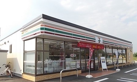 コンビニ　セブン-イレブン 花巻城内店（コンビニ）まで650m