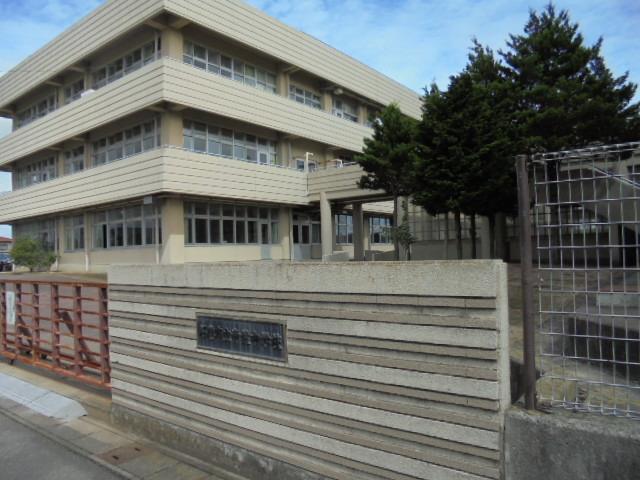 中学校　石巻市立青葉中学校（中学校）まで1200m