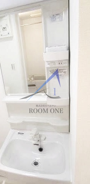 洗面設備　洗面台です。