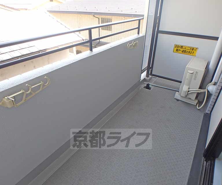 バルコニー　風当りの良いバルコニーです。