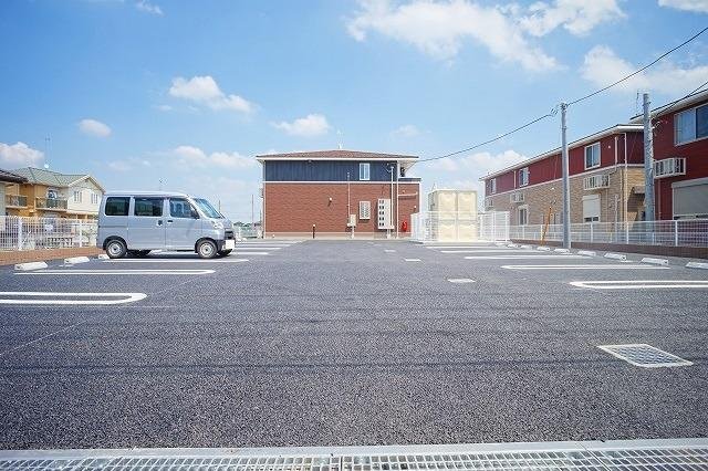 駐車場　駐車スペースもあります