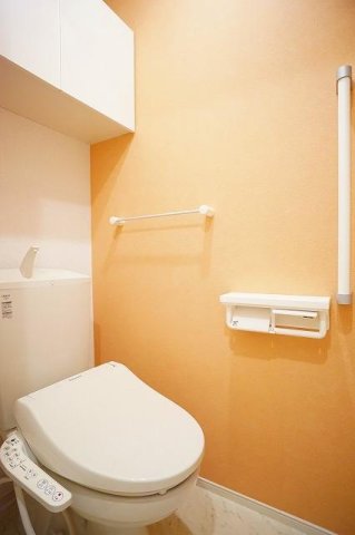 トイレ　トイレもきれいです