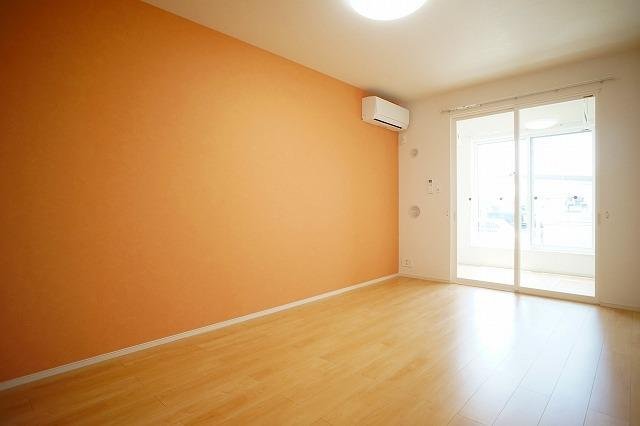 居室・リビング　ゆったり過ごせる居間です