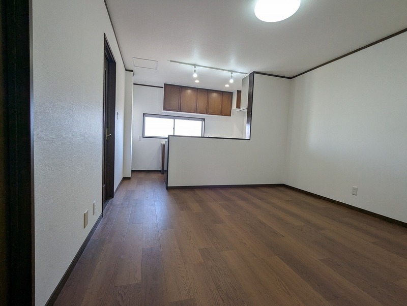 居室・リビング　※リフォーム前のお写真になります。