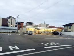 コンビニ　セブンイレブン東大阪中小阪5丁目店（コンビニ）まで319m