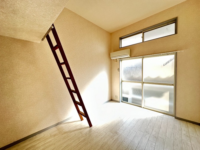 居室・リビング　別号室