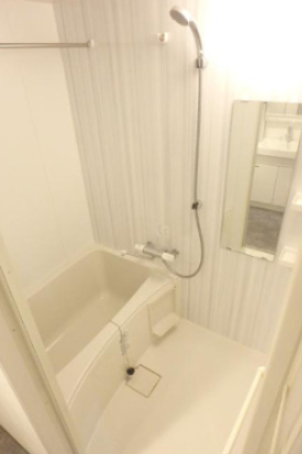 バス・シャワールーム　別部屋参考写真