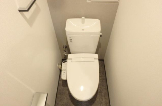 トイレ　別部屋参考写真