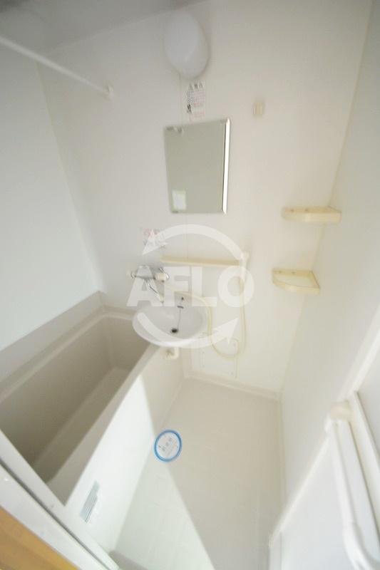 バス・シャワールーム　アーデン森ノ宮　浴室乾燥機つきバスルーム