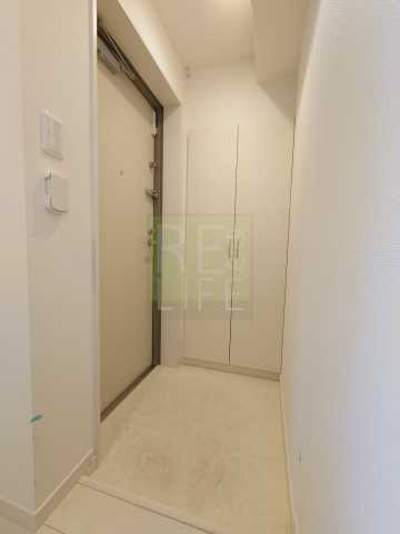 玄関　リブリ・東上野