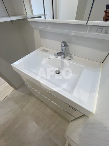 洗面設備　プレジオ阿波座　独立洗面台