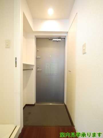 玄関　ラ・ステージ坂町