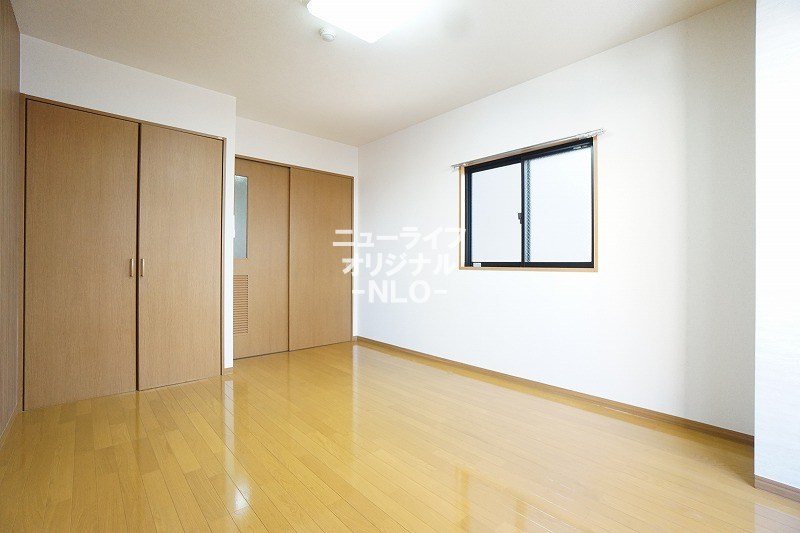 その他部屋・スペース　2面から光が差し込みます♪