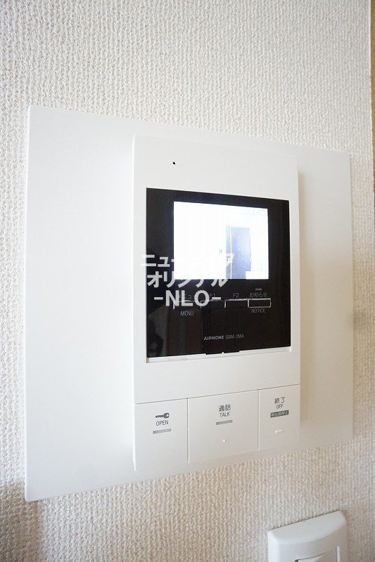 セキュリティ　事前に訪問者を目視できるTVモニターホン付で安心♪