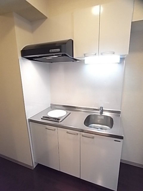 キッチン　今、人気ＩＨシステムキッチン。