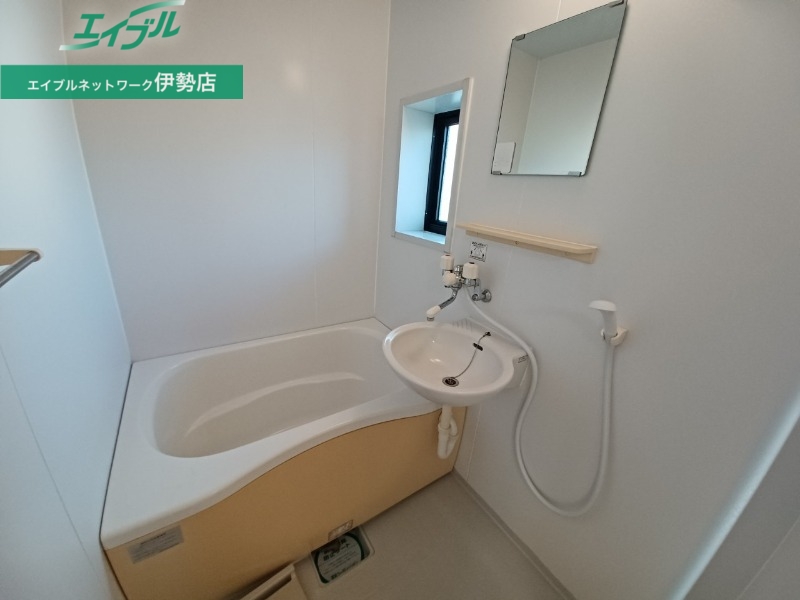 バス・シャワールーム　同型参考写真