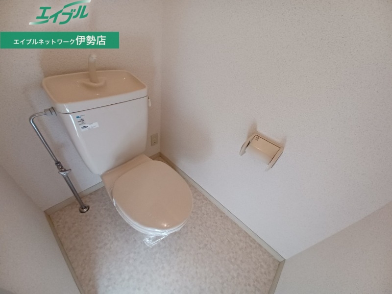 トイレ　同型参考写真