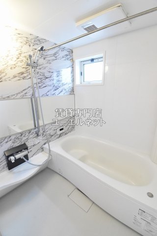 バス・シャワールーム　浴室