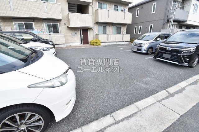 駐車場　敷地内駐車場