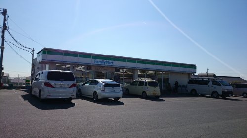 コンビニ　ファミリーマート豊田清水町店（コンビニ）まで541m