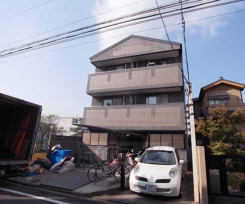 建物外観　丹波橋で単身、広めといえば