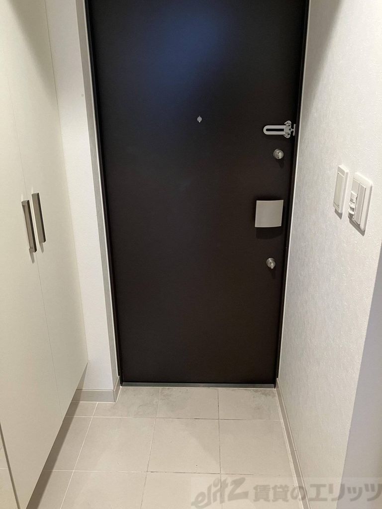 玄関　下駄箱