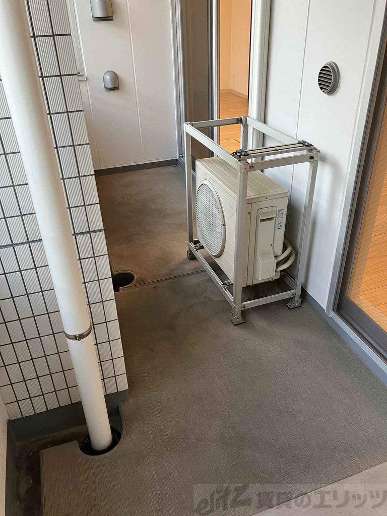 バルコニー　キッチン