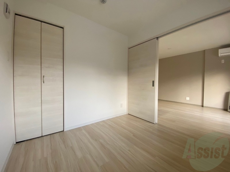 その他部屋・スペース　寝室です。部屋をどう使うかはあなた次第です！