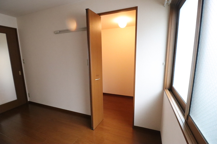 収納　※同タイプの部屋写真です