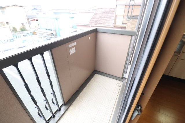 バルコニー　※同タイプの部屋写真です
