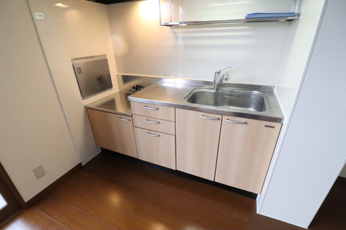 キッチン　※同タイプの部屋写真です