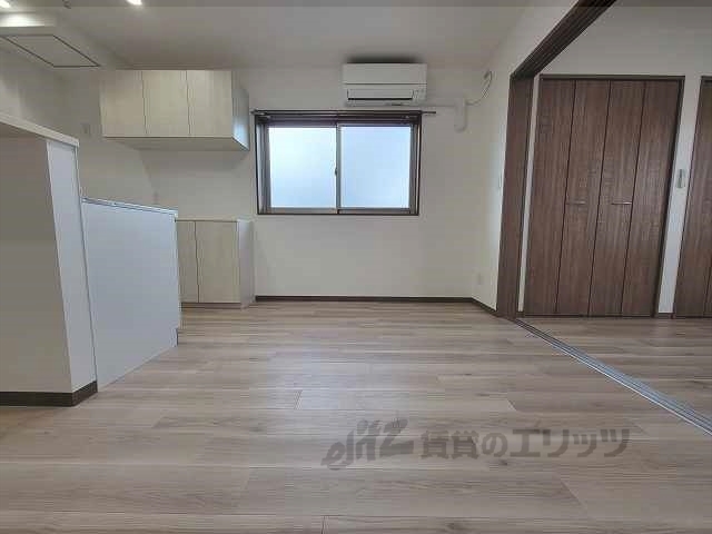 居室・リビング　居室