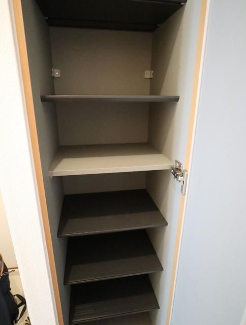 収納　収納　シューズボックス