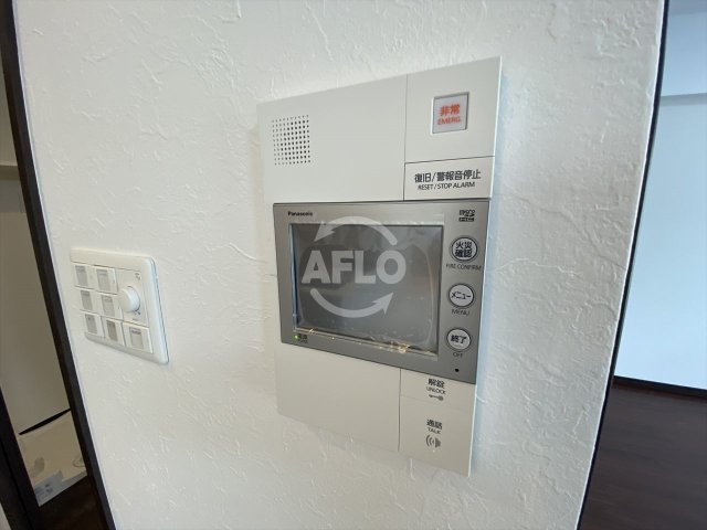 セキュリティ　スプランディッド安土町　TVモニター付きインターホン